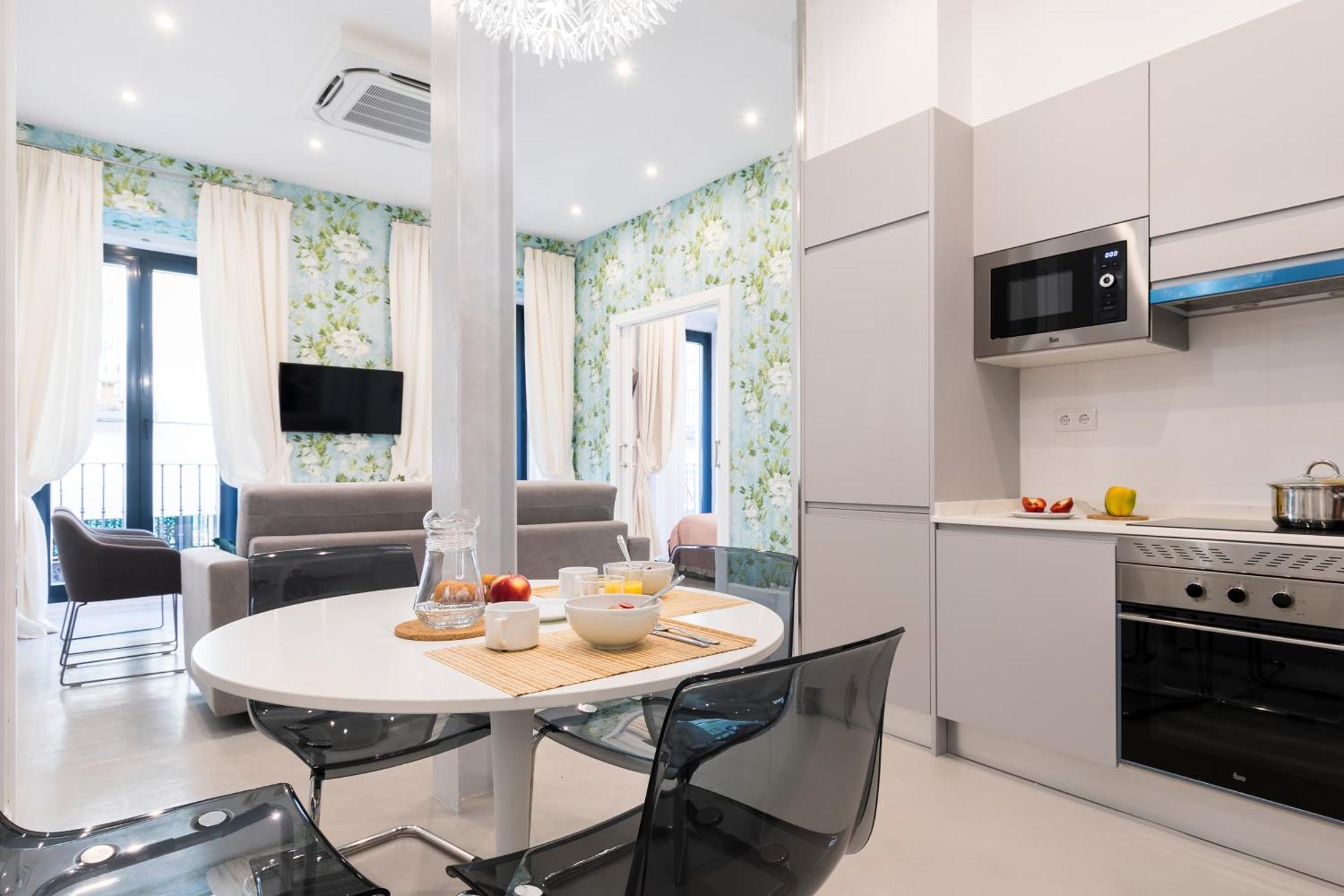 Feelathome San Marcos Apartments Madrid Bagian luar foto